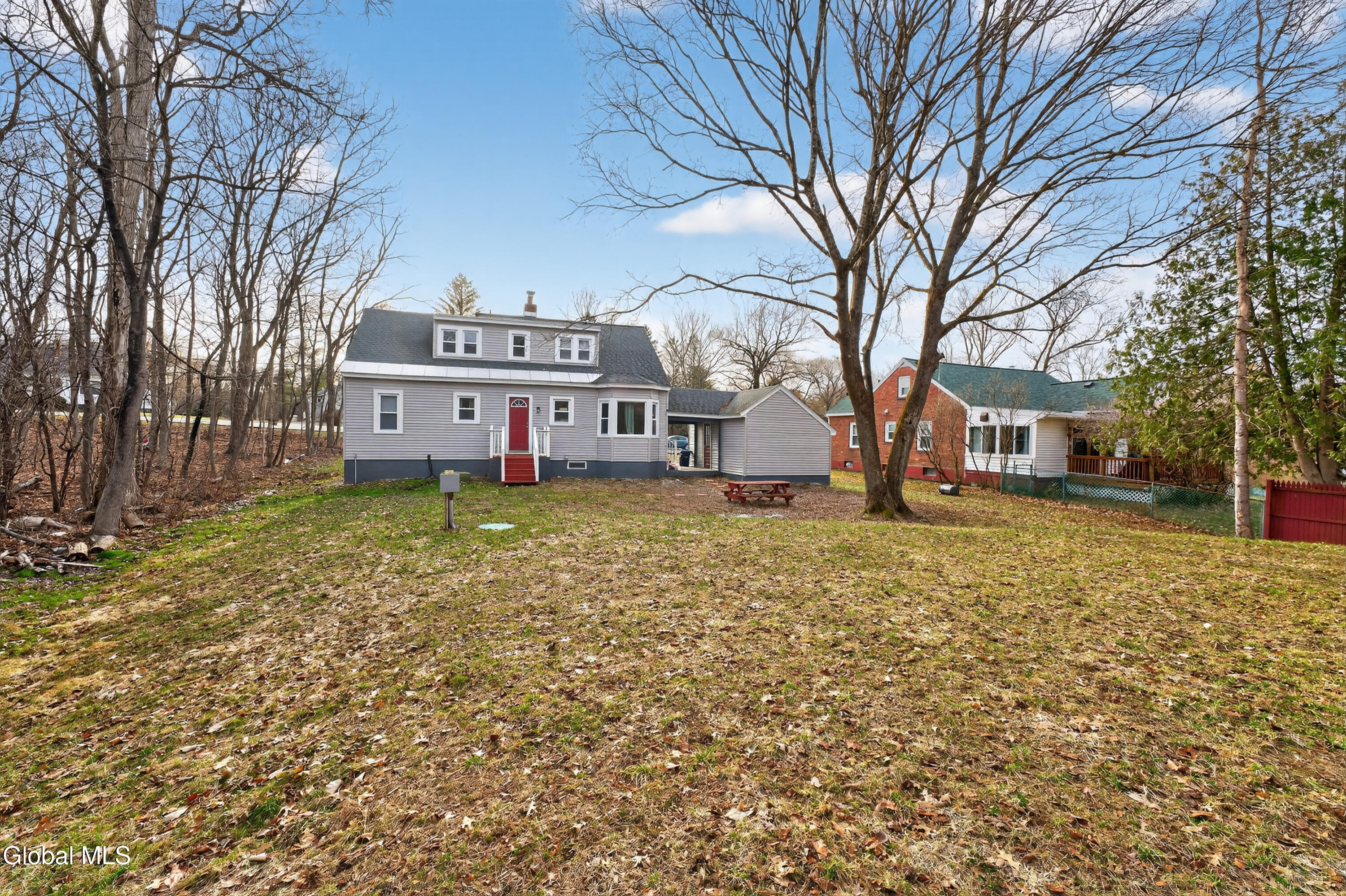 57 Spring Road Schenectady NY 12302