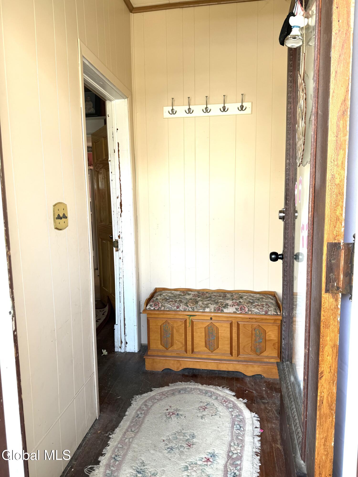 826 Salina Street Schenectady NY 12308