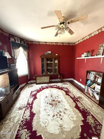 826 Salina Street Schenectady NY 12308