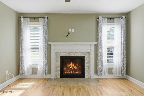 6 Wildwood Lane Selkirk NY 12158