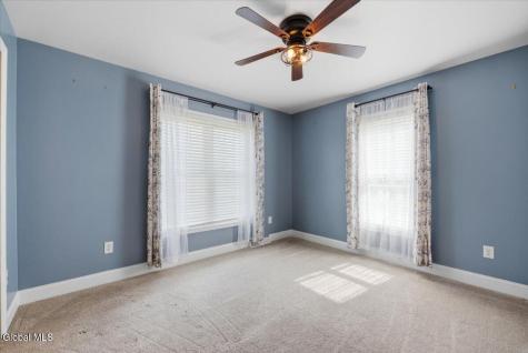 6 Wildwood Lane Selkirk NY 12158