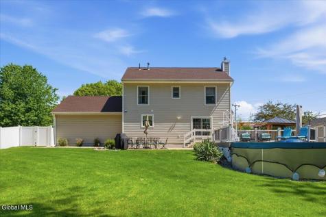 6 Wildwood Lane Selkirk NY 12158