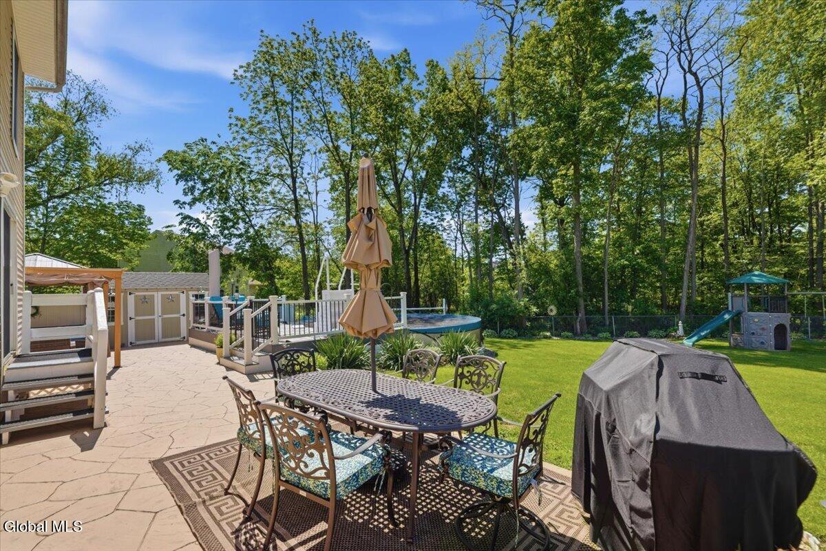 6 Wildwood Lane Selkirk NY 12158