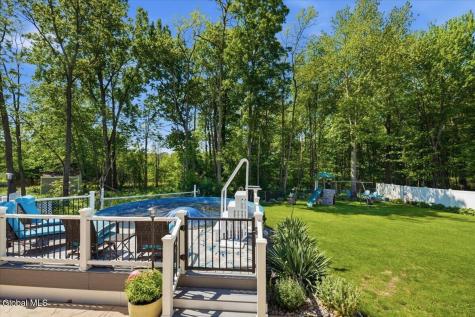 6 Wildwood Lane Selkirk NY 12158