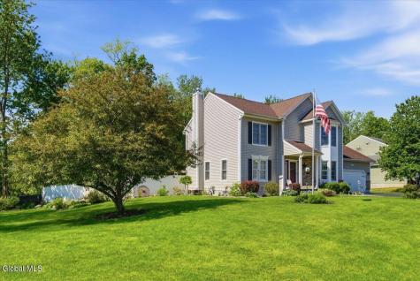 6 Wildwood Lane Selkirk NY 12158