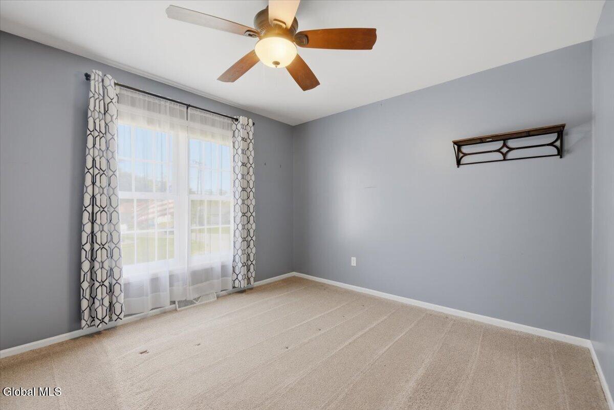 6 Wildwood Lane Selkirk NY 12158