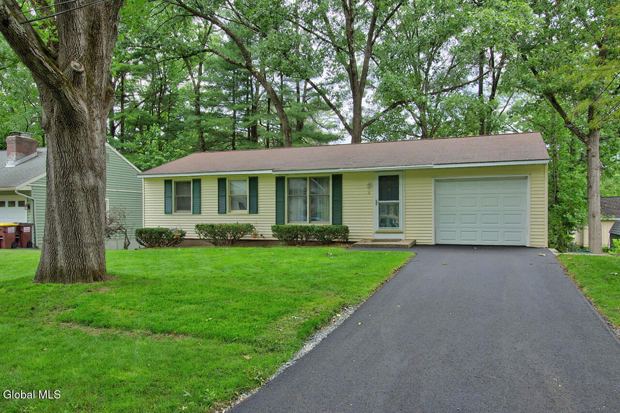 9 Prospect Drive Saratoga Springs NY 12866