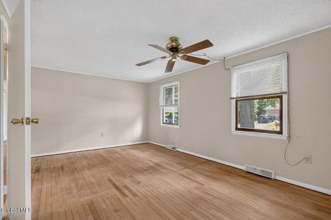 9 Prospect Drive Saratoga Springs NY 12866