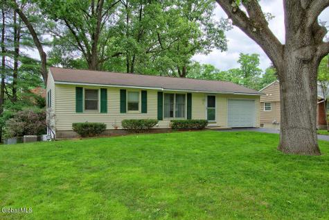9 Prospect Drive Saratoga Springs NY 12866