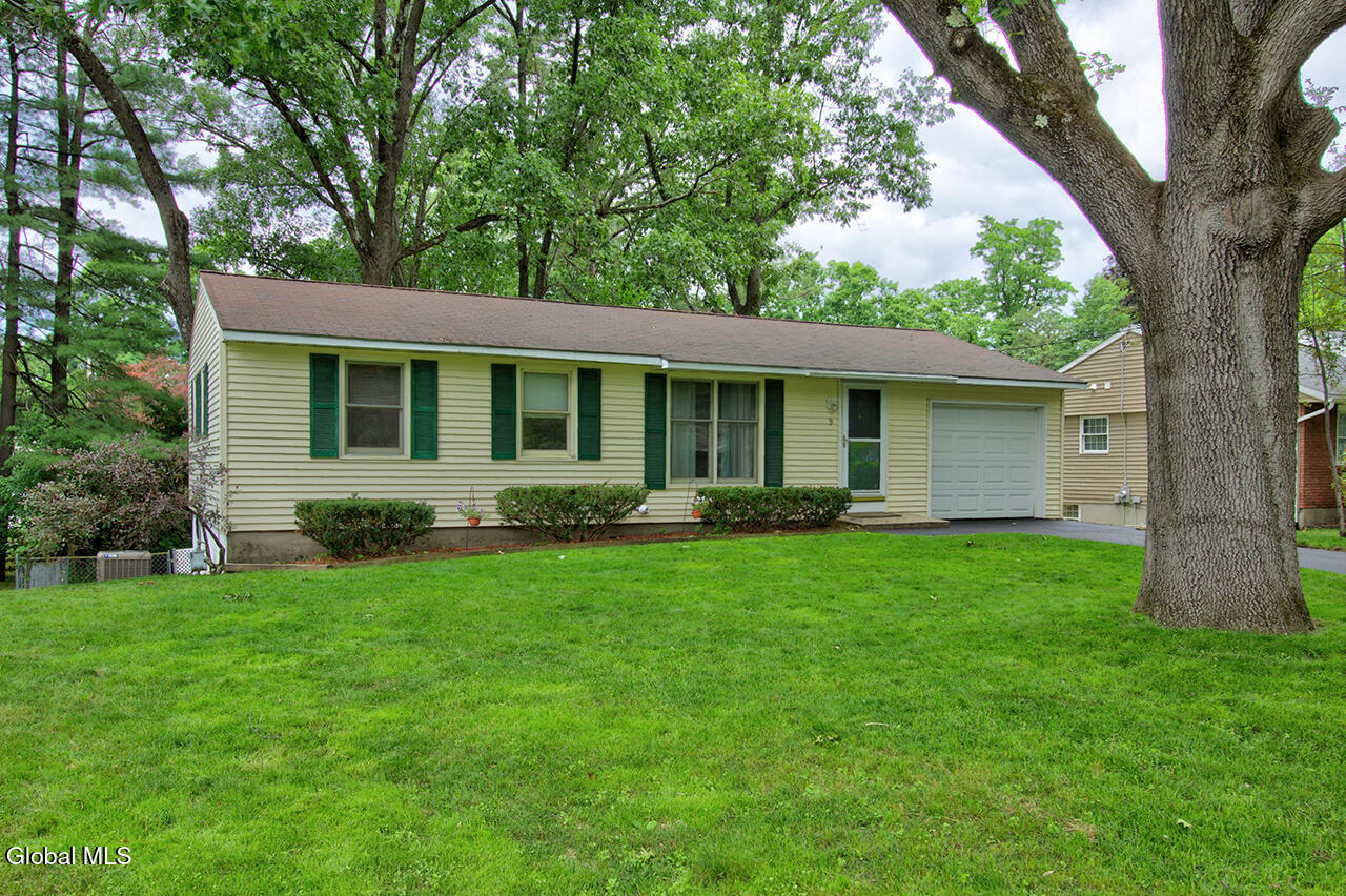 9 Prospect Drive Saratoga Springs NY 12866