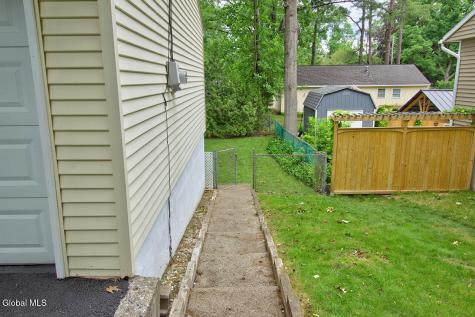 9 Prospect Drive Saratoga Springs NY 12866