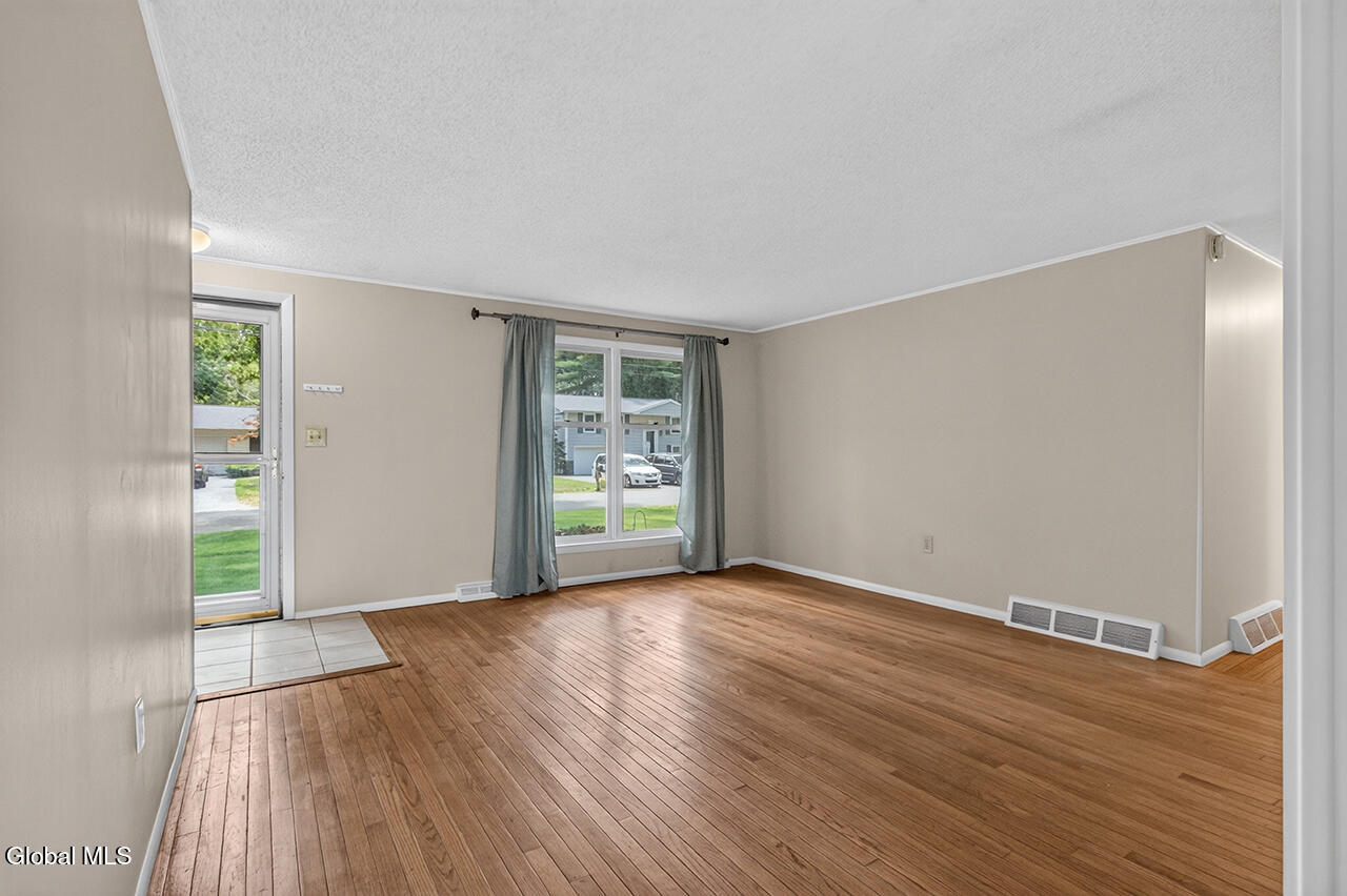 9 Prospect Drive Saratoga Springs NY 12866