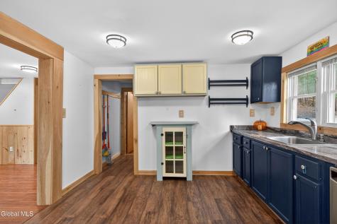 11 Lakeview Terrace Hadley NY 12835