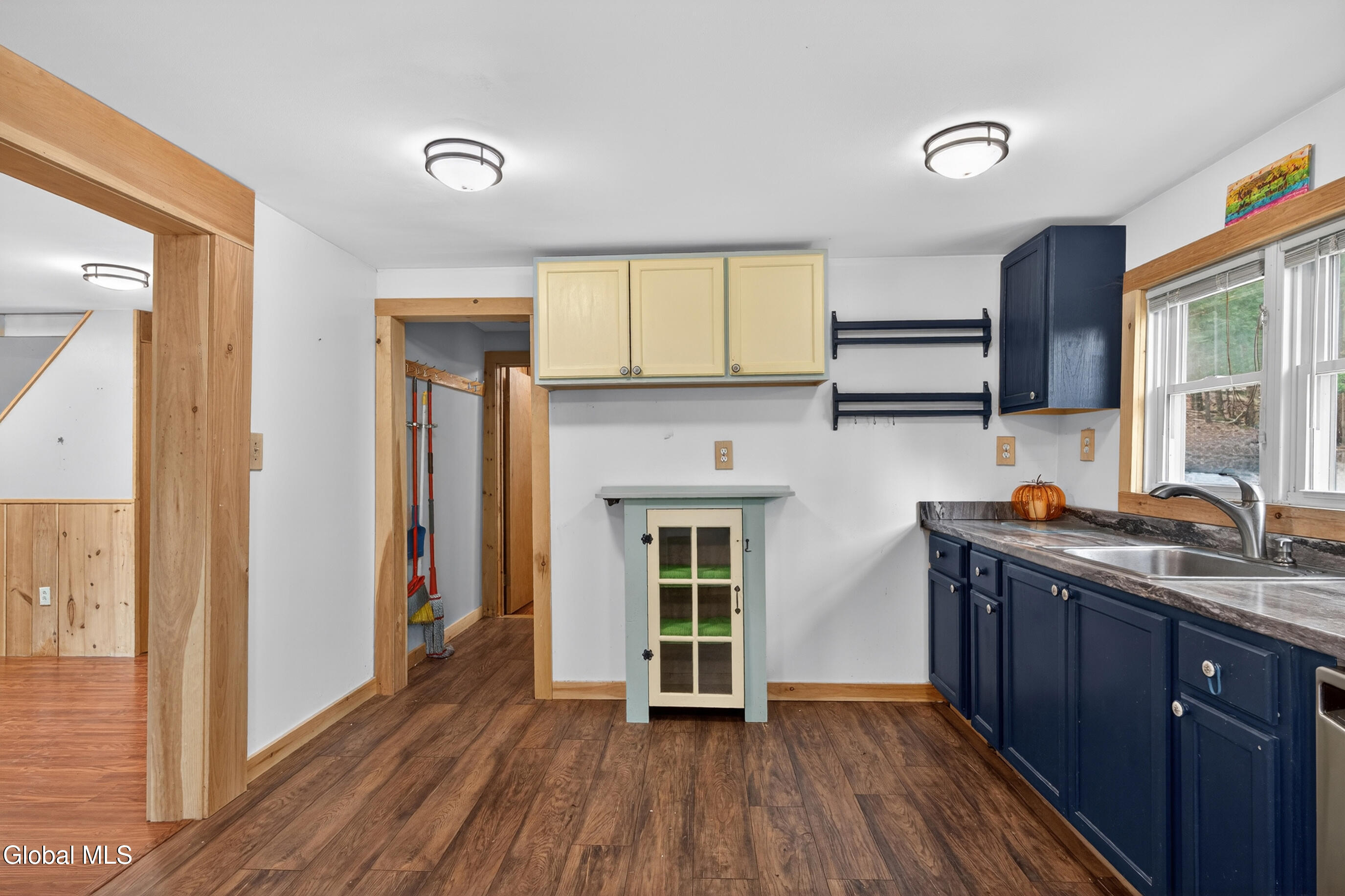 11 Lakeview Terrace Hadley NY 12835