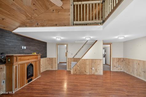 11 Lakeview Terrace Hadley NY 12835
