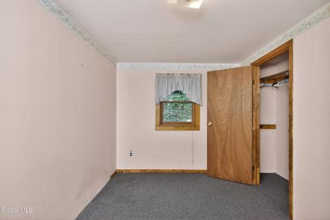 11 Lakeview Terrace Hadley NY 12835