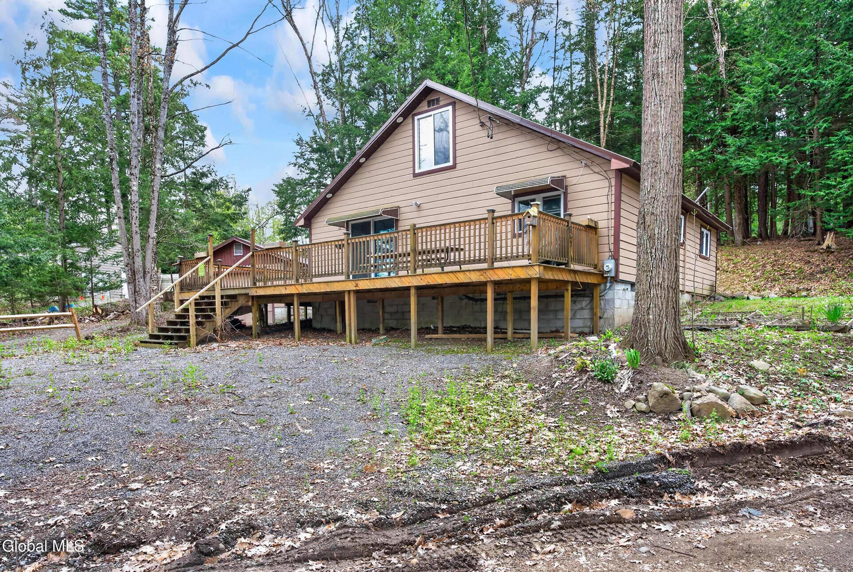 11 Lakeview Terrace Hadley NY 12835
