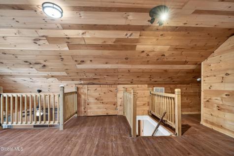 11 Lakeview Terrace Hadley NY 12835