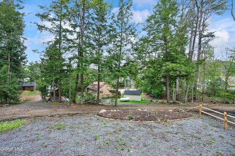 11 Lakeview Terrace Hadley NY 12835