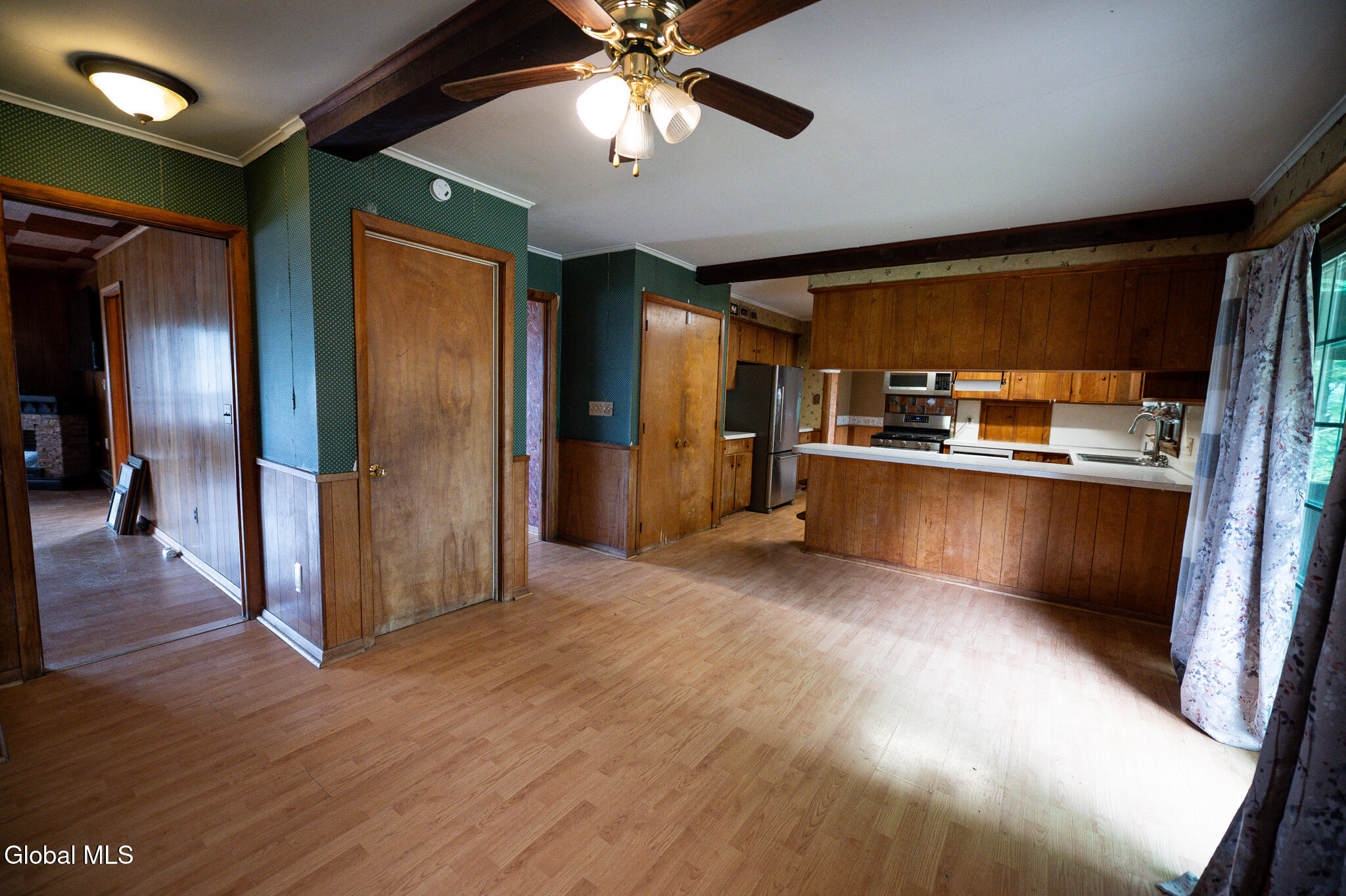 246 Crawford Lane New Berlin NY 01201