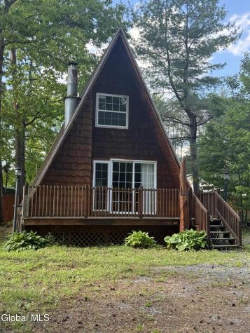103 Florence Avenue Northampton NY 12117