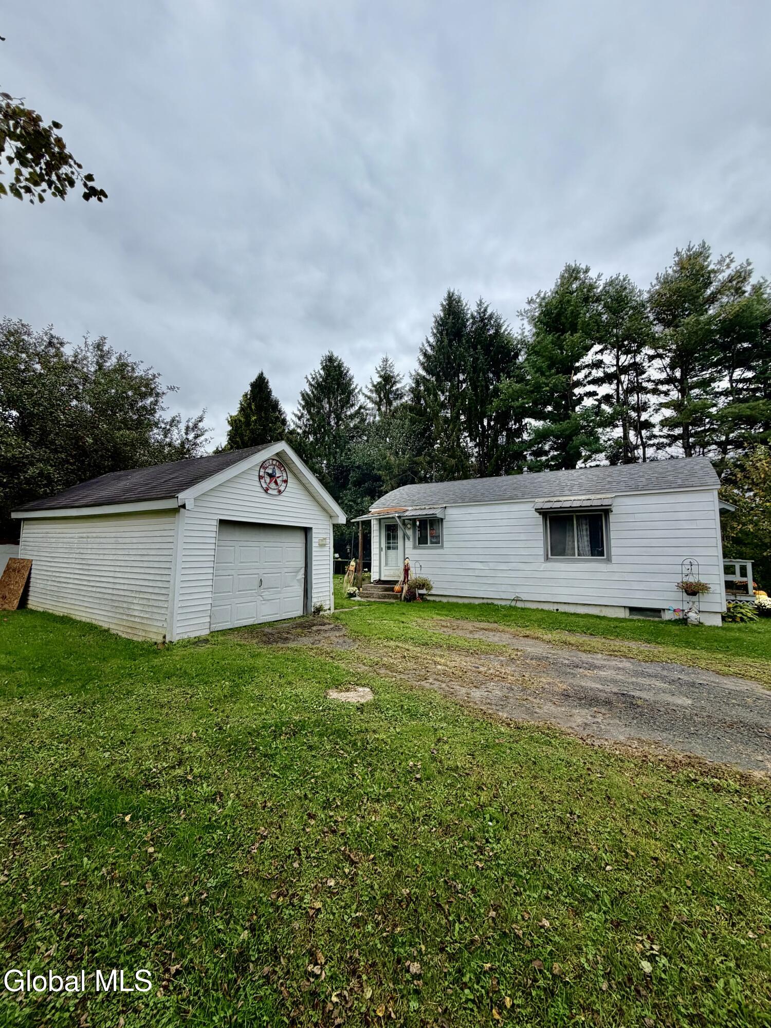341 S Kingsboro Avenue Gloversville NY 12078