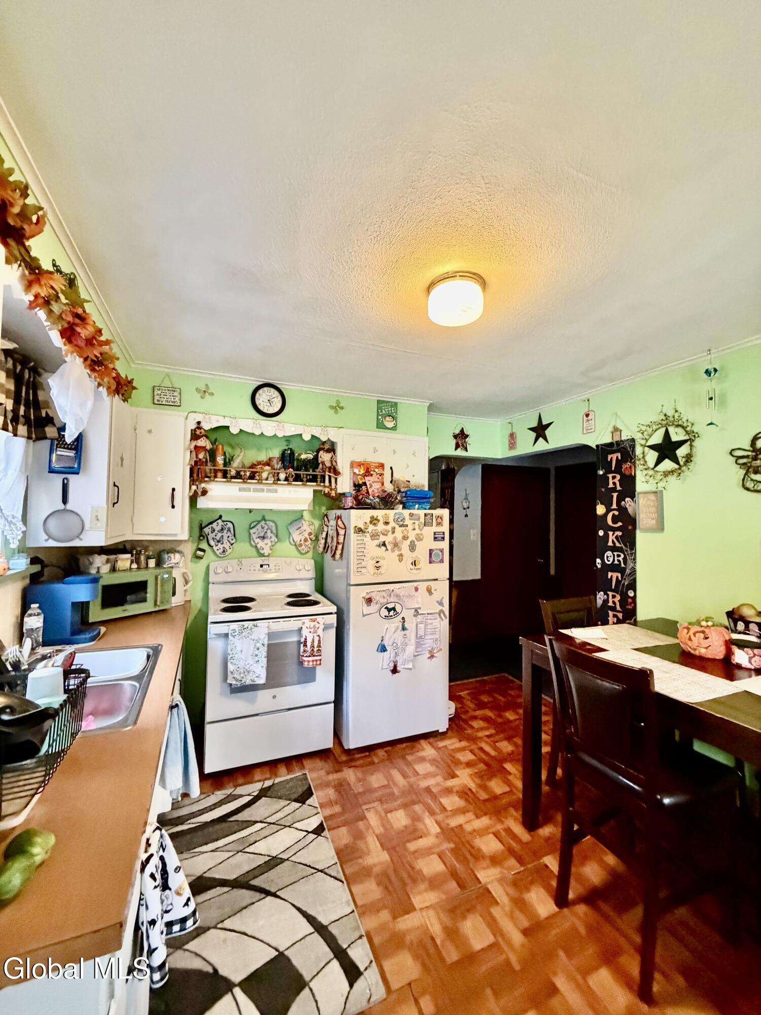 341 S Kingsboro Avenue Gloversville NY 12078