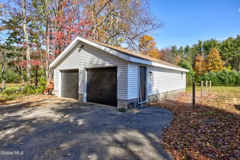 110 Fox Road Middle Grove NY 12850