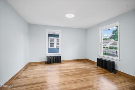 1471 Helderberg Avenue Schenectady NY 12306