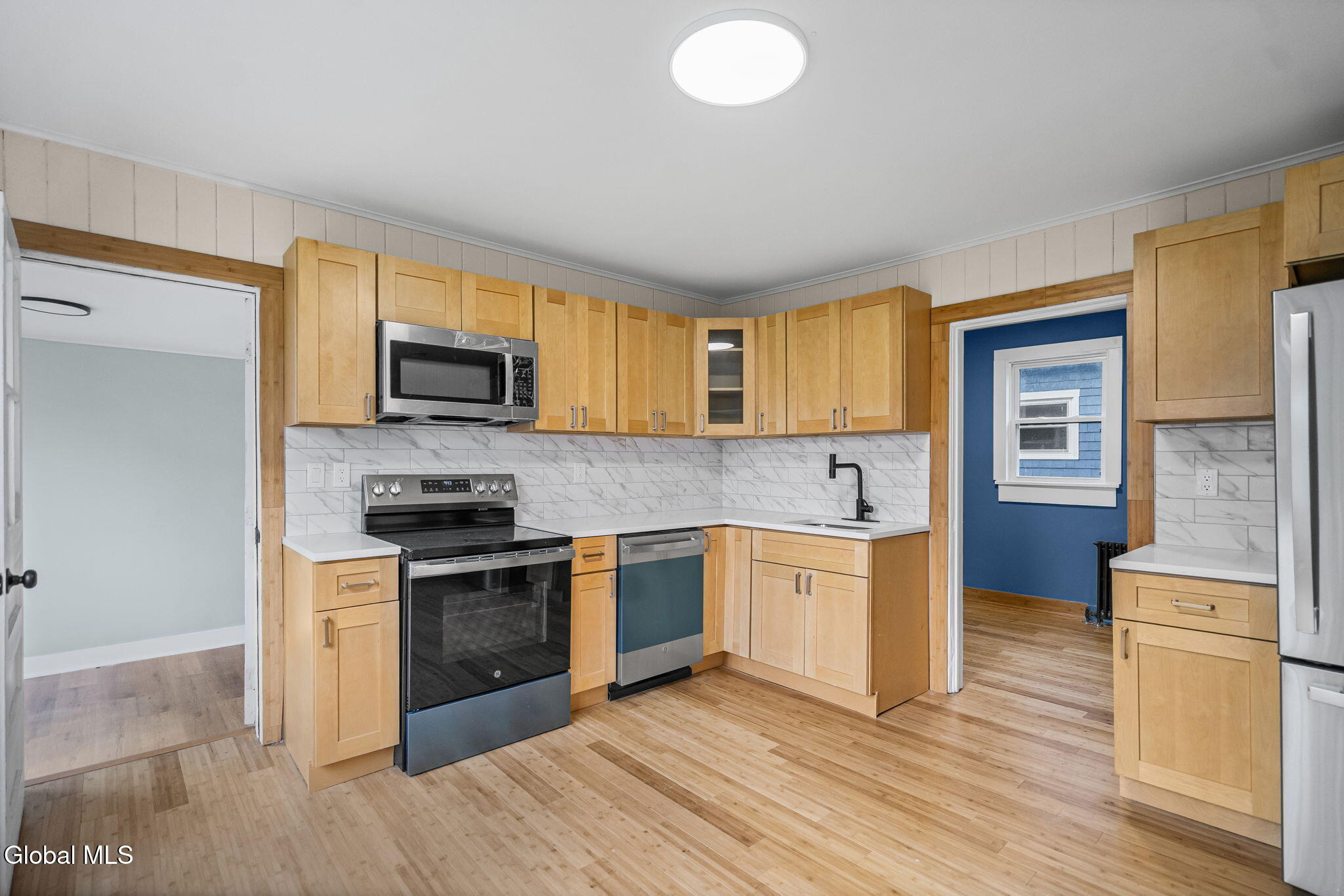 1471 Helderberg Avenue Schenectady NY 12306
