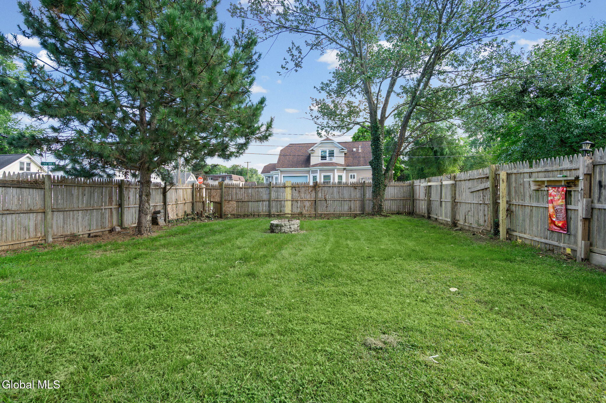 1471 Helderberg Avenue Schenectady NY 12306