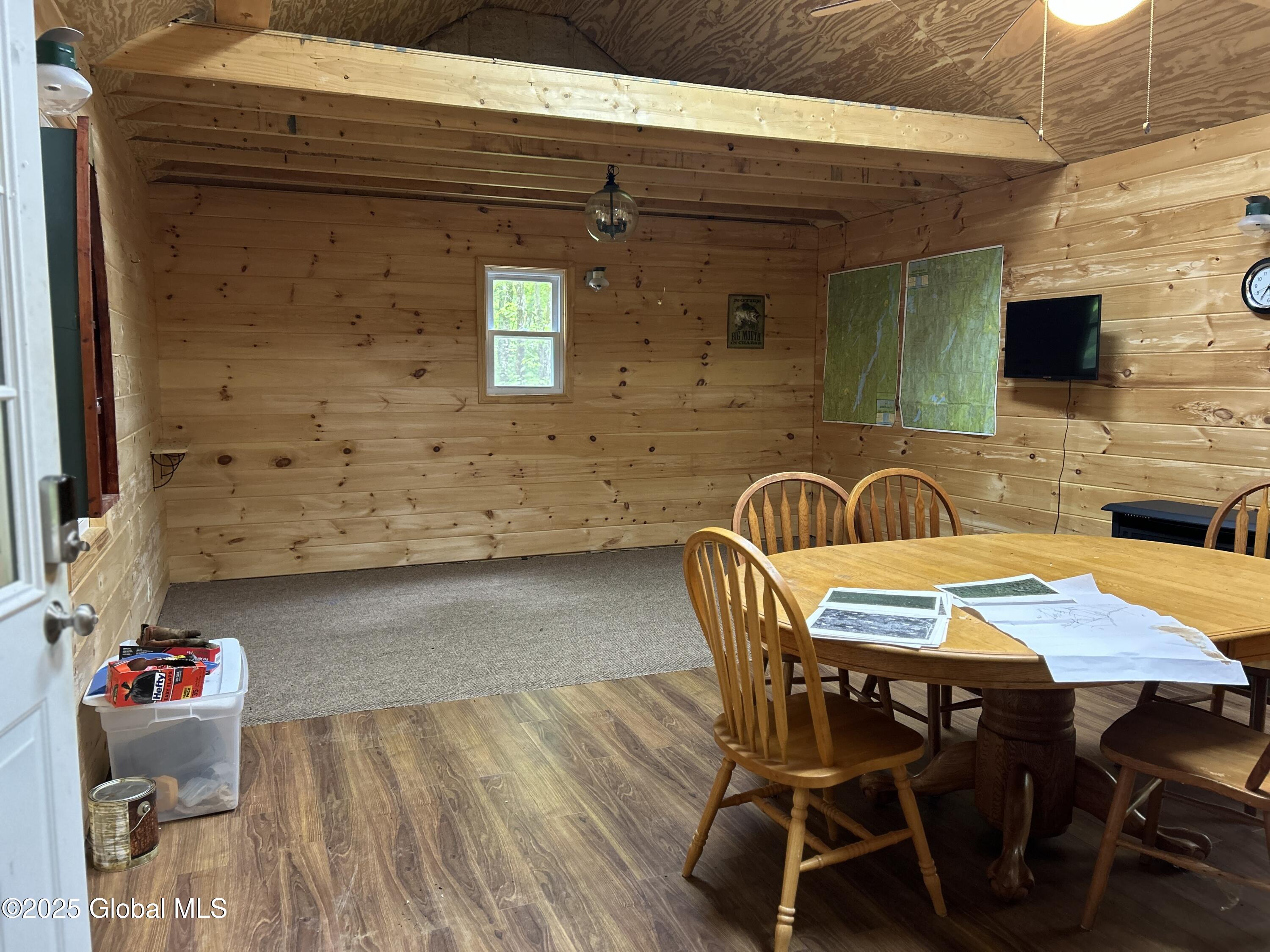 10 W Tucker Road Stoney Creek NY 12878