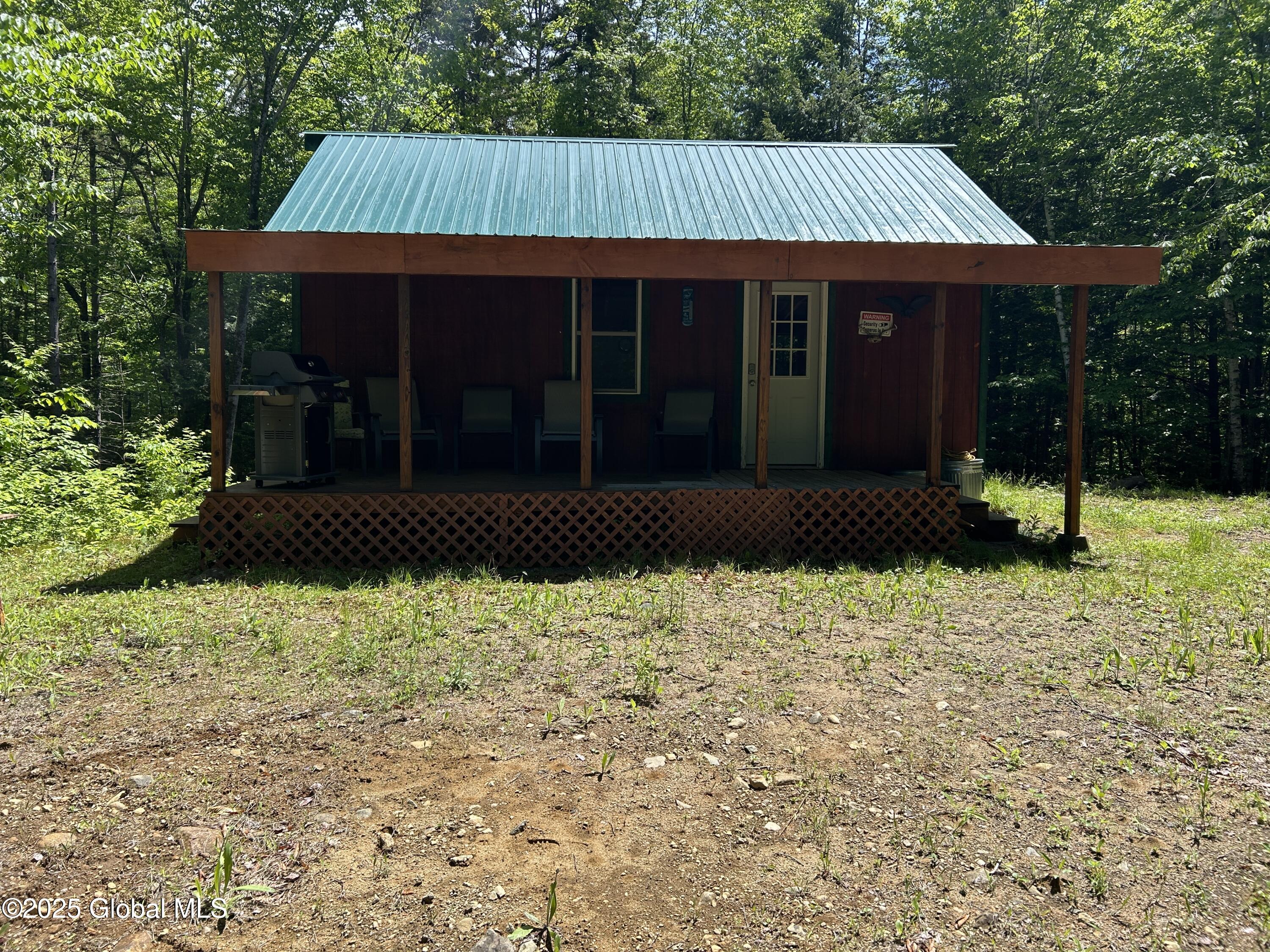 10 W Tucker Road Stoney Creek NY 12878