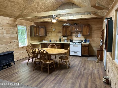 10 W Tucker Road Stoney Creek NY 12878