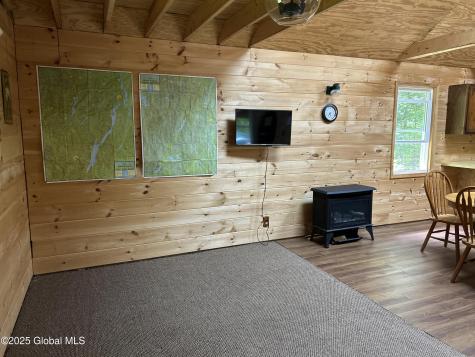 10 W Tucker Road Stoney Creek NY 12878