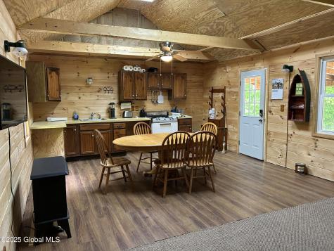 10 W Tucker Road Stoney Creek NY 12878