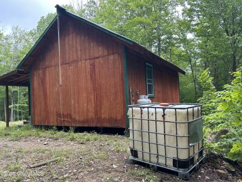 10 W Tucker Road Stoney Creek NY 12878