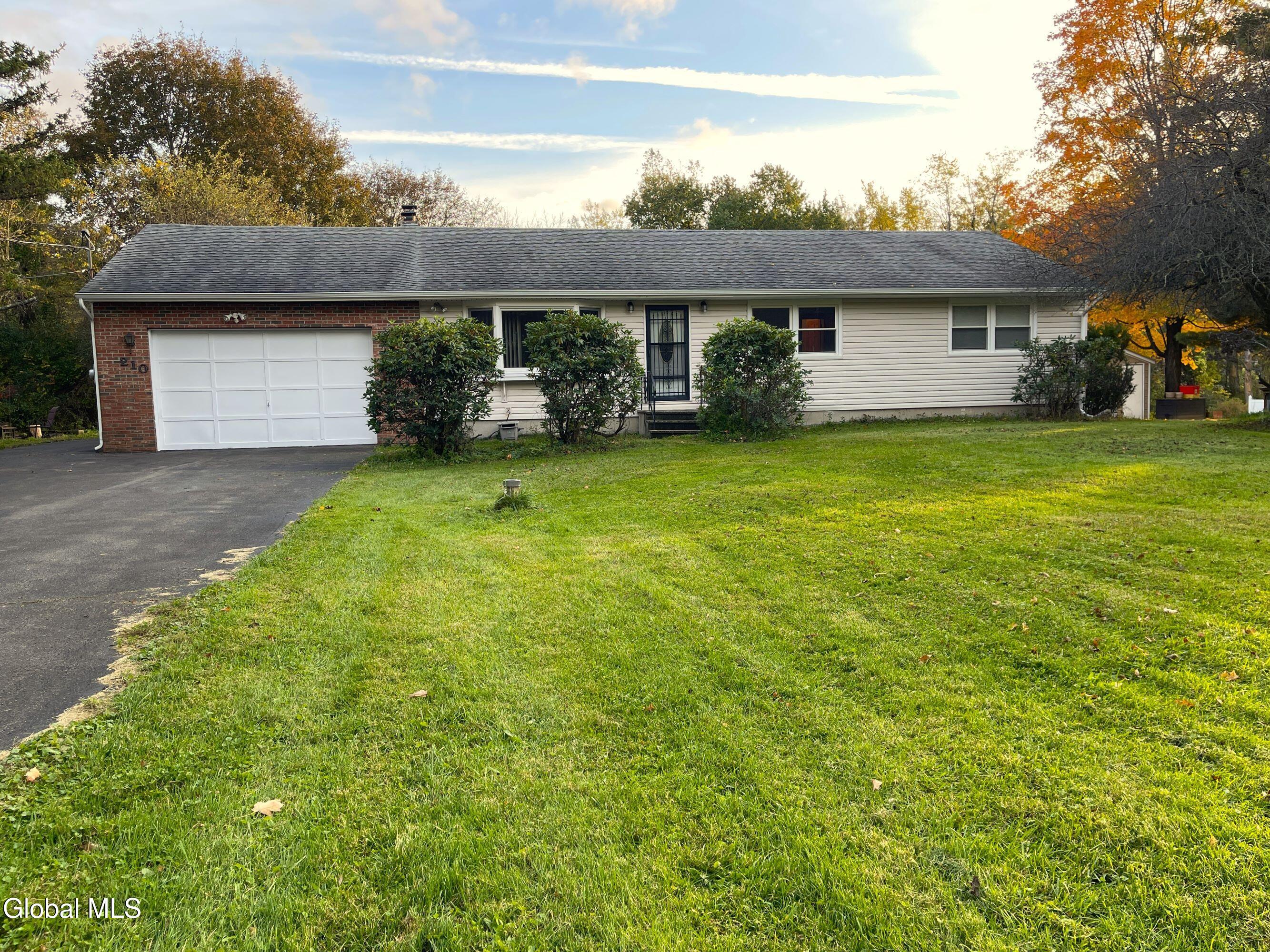 210 Fogarty Road Troy NY 12182