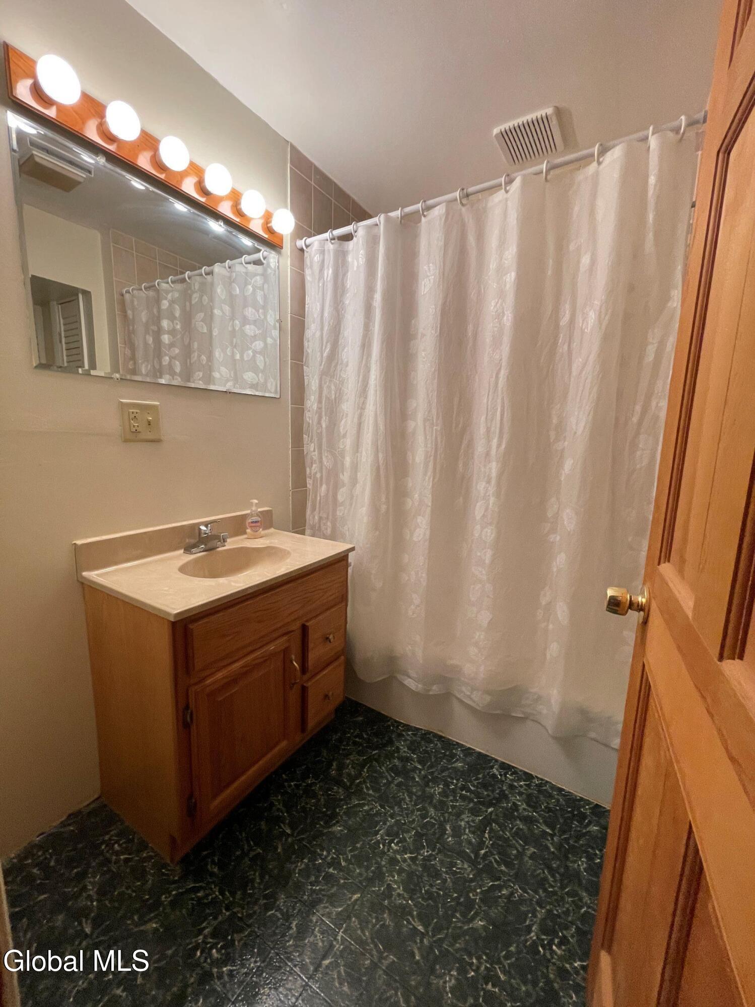 210 Fogarty Road Troy NY 12182