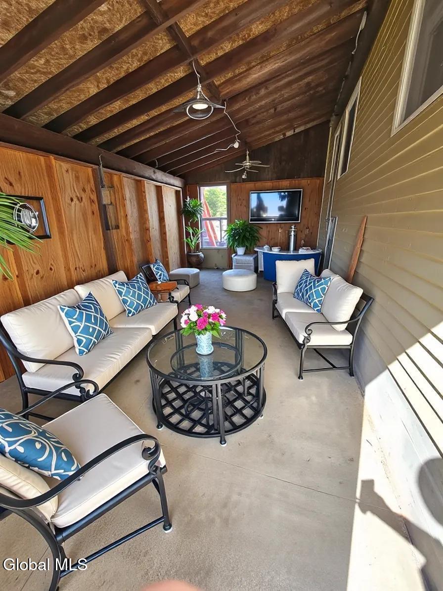 210 Fogarty Road Troy NY 12182