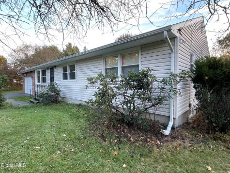 210 Fogarty Road Troy NY 12182