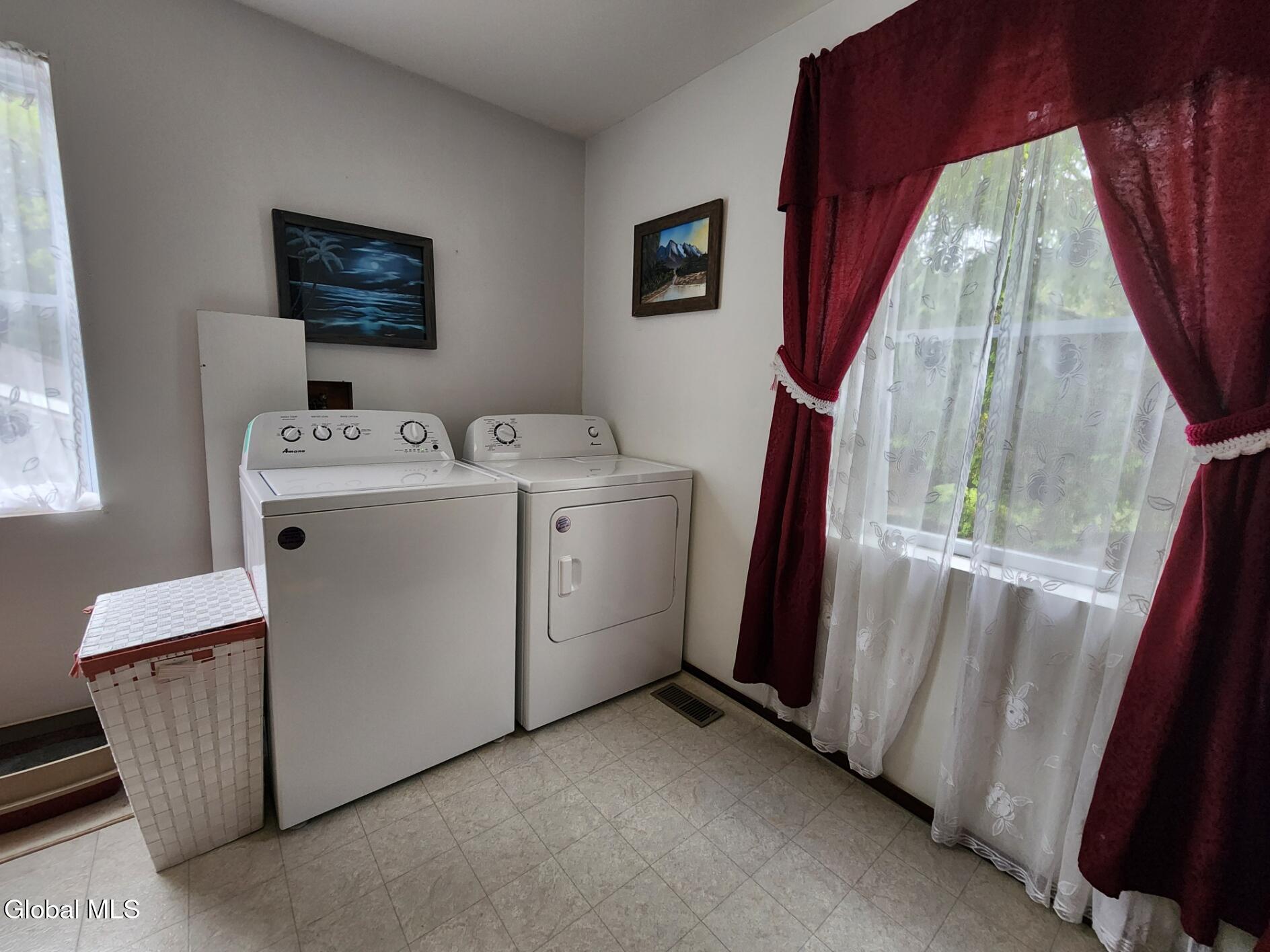5214 Ny-145 Cobleskill NY 12043