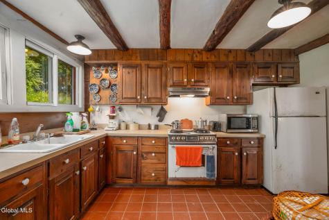 252 Tingue Road Cambridge NY 12816