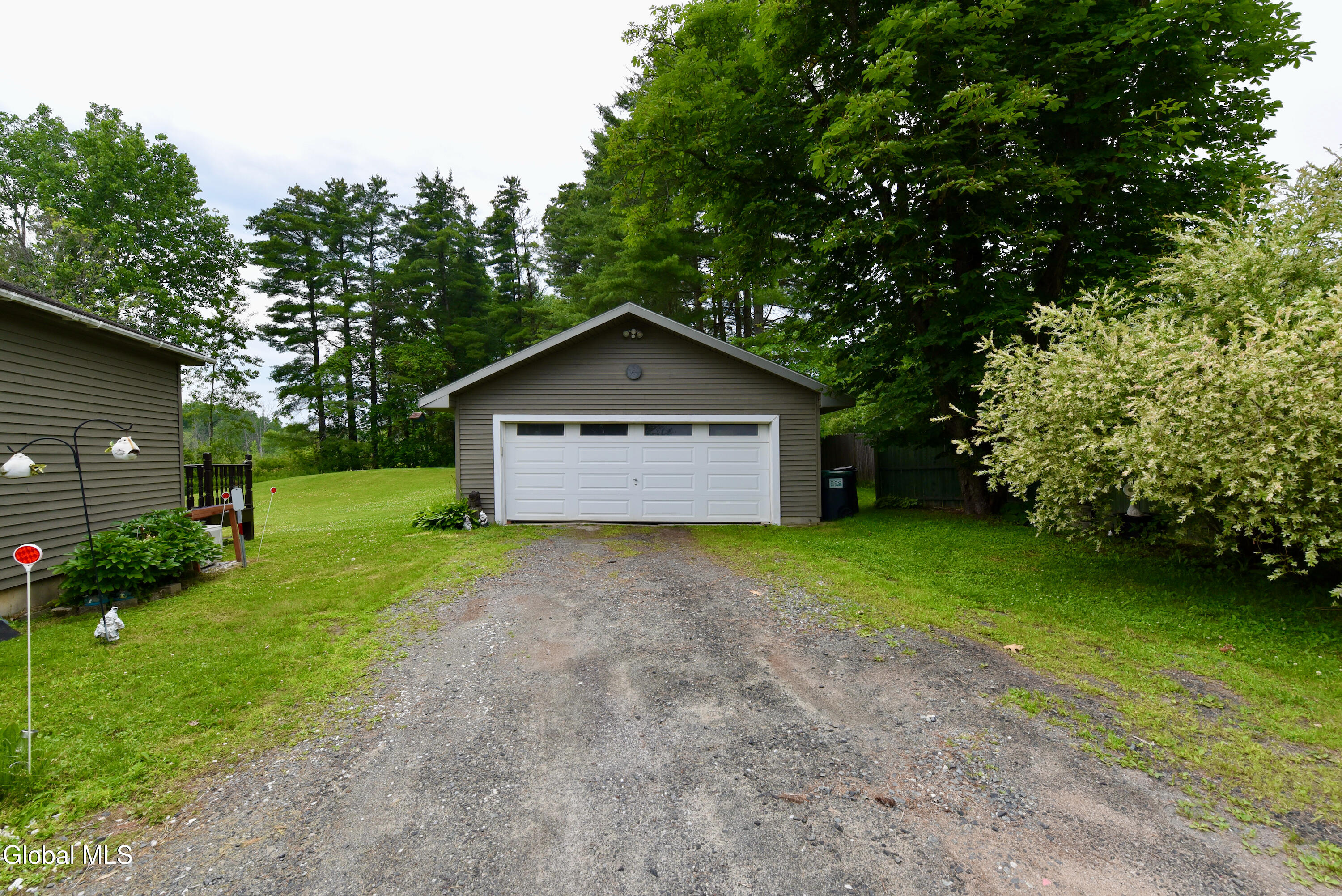 1252 Midline Road Amsterdam NY 12010