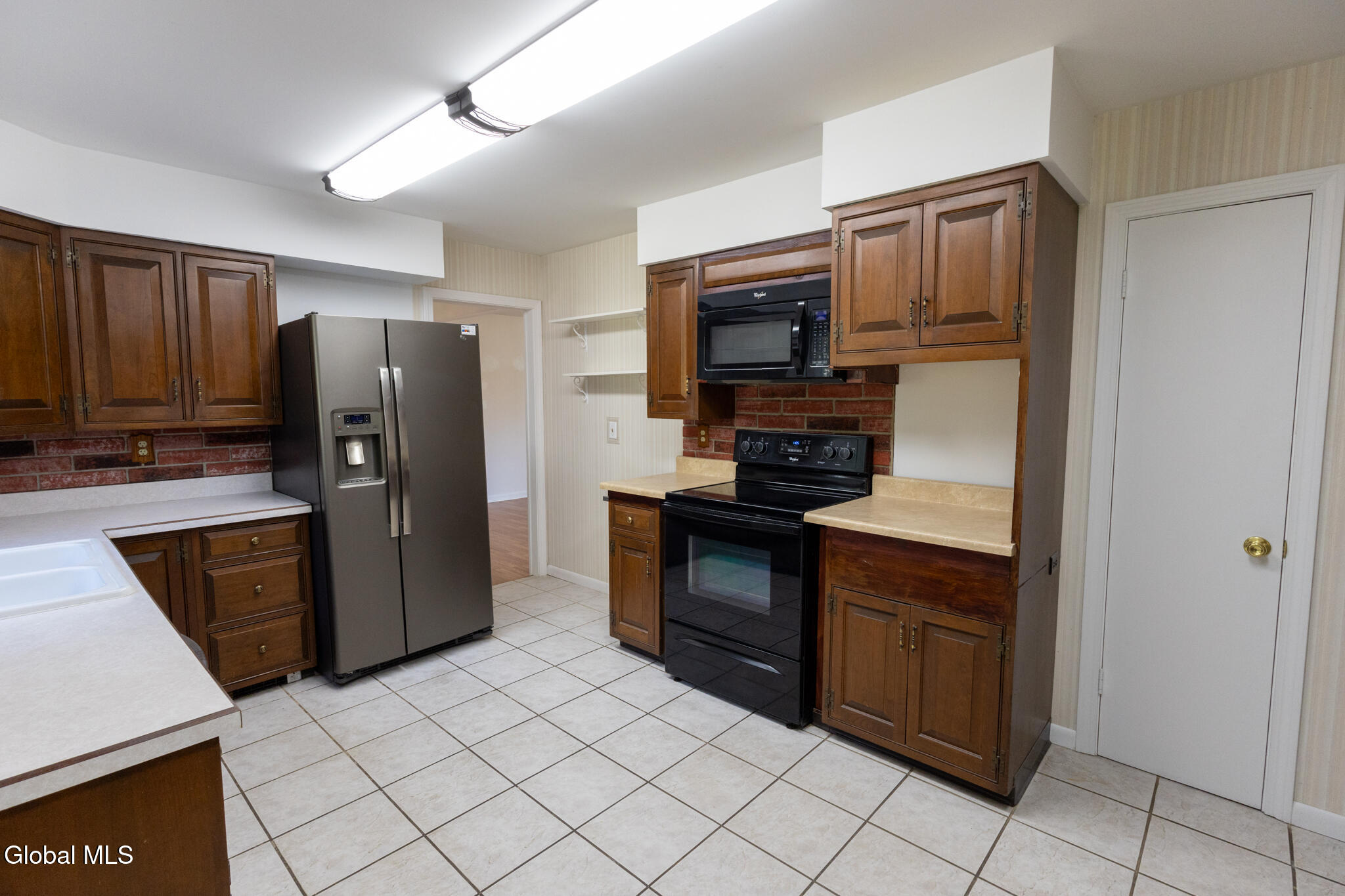 10 Oakwood Drive Queensbury NY 12804