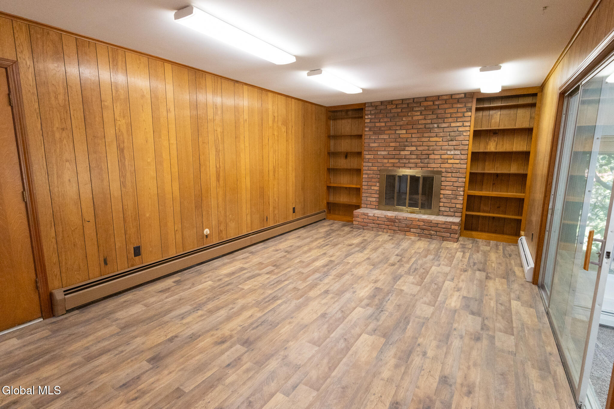 10 Oakwood Drive Queensbury NY 12804