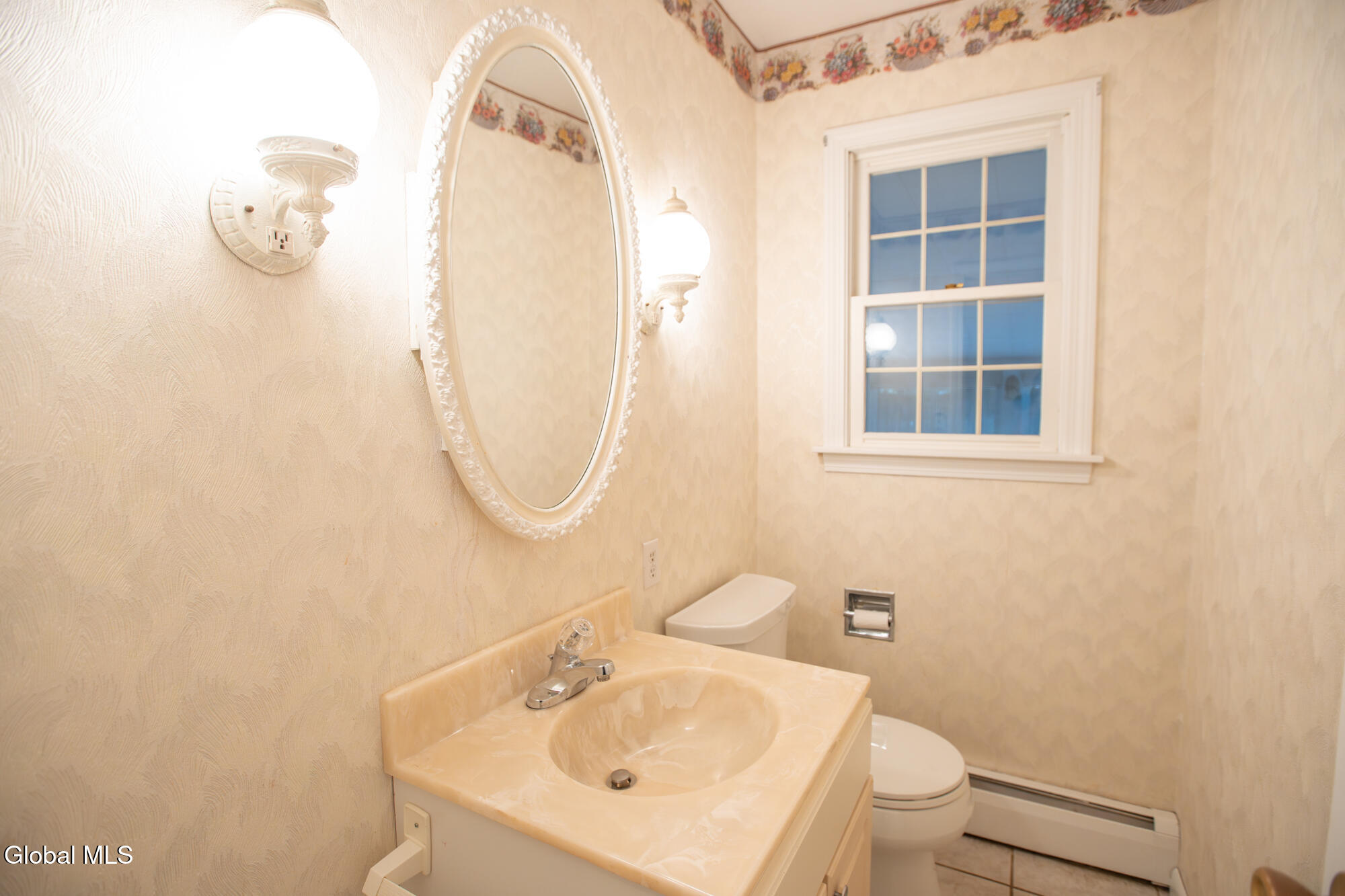 10 Oakwood Drive Queensbury NY 12804