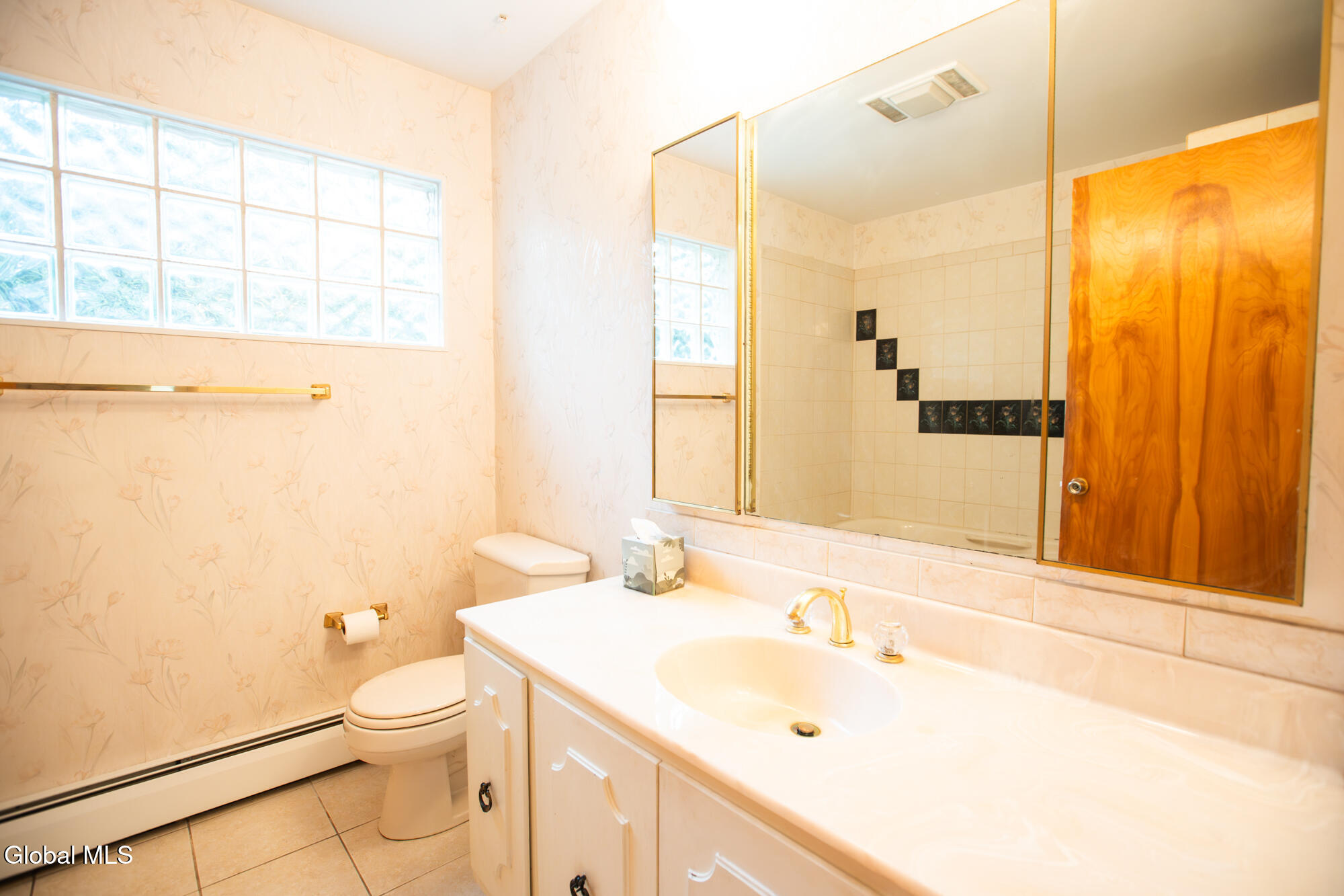 10 Oakwood Drive Queensbury NY 12804
