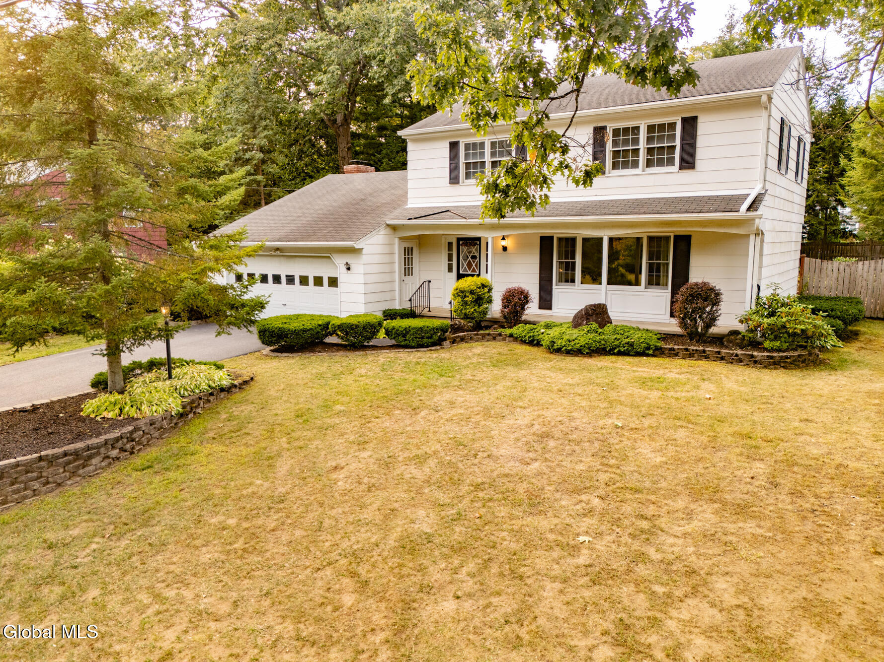 10 Oakwood Drive Queensbury NY 12804