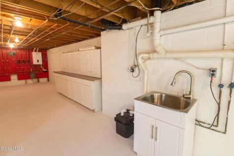 10 Oakwood Drive Queensbury NY 12804